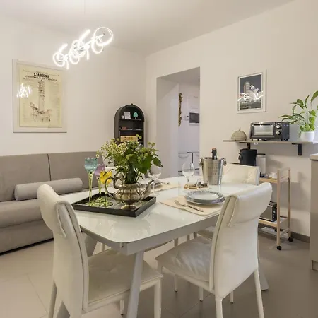 Apartment Valley House